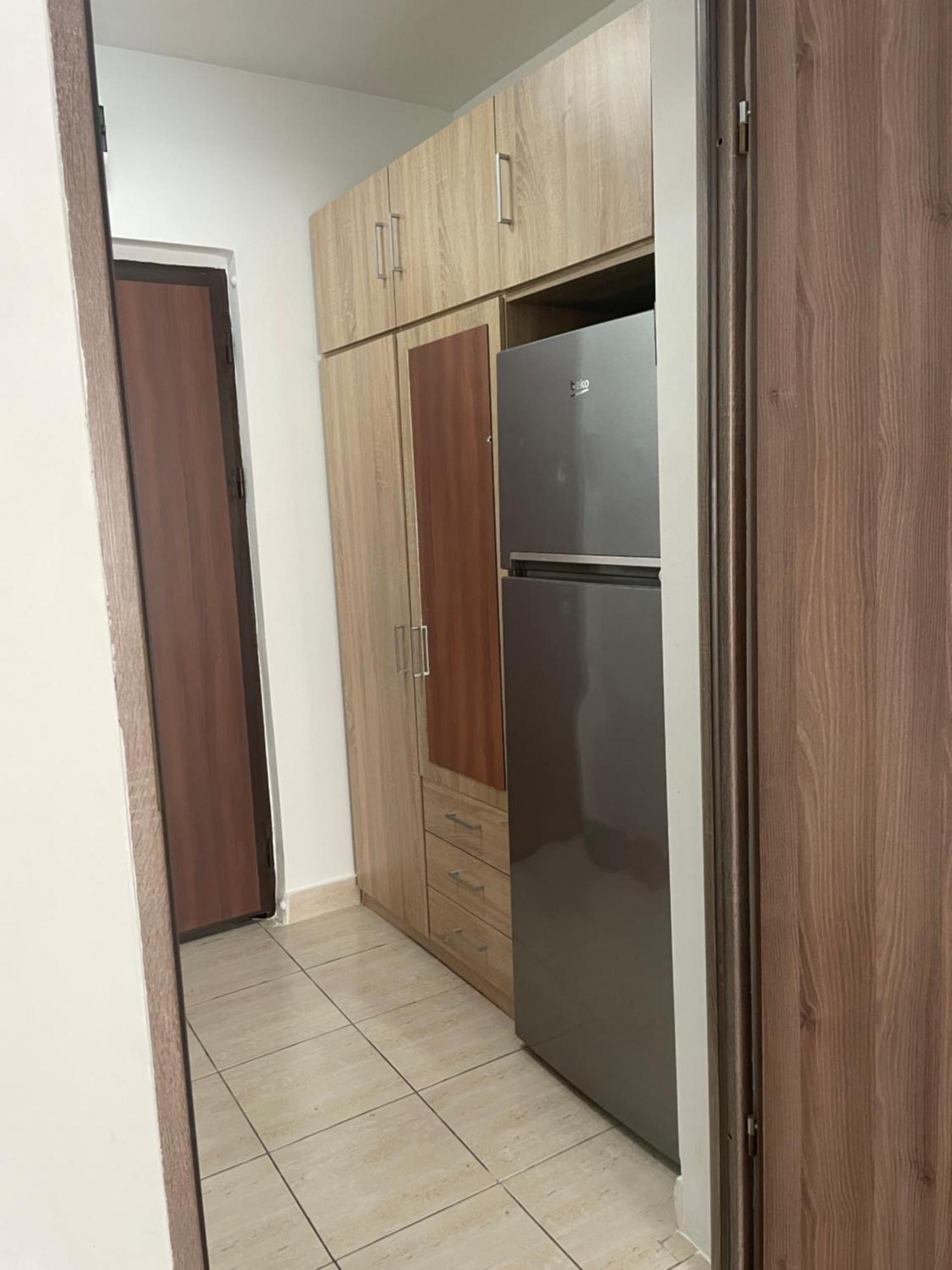 Central Studio Lcs Hunedoara Exterior foto
