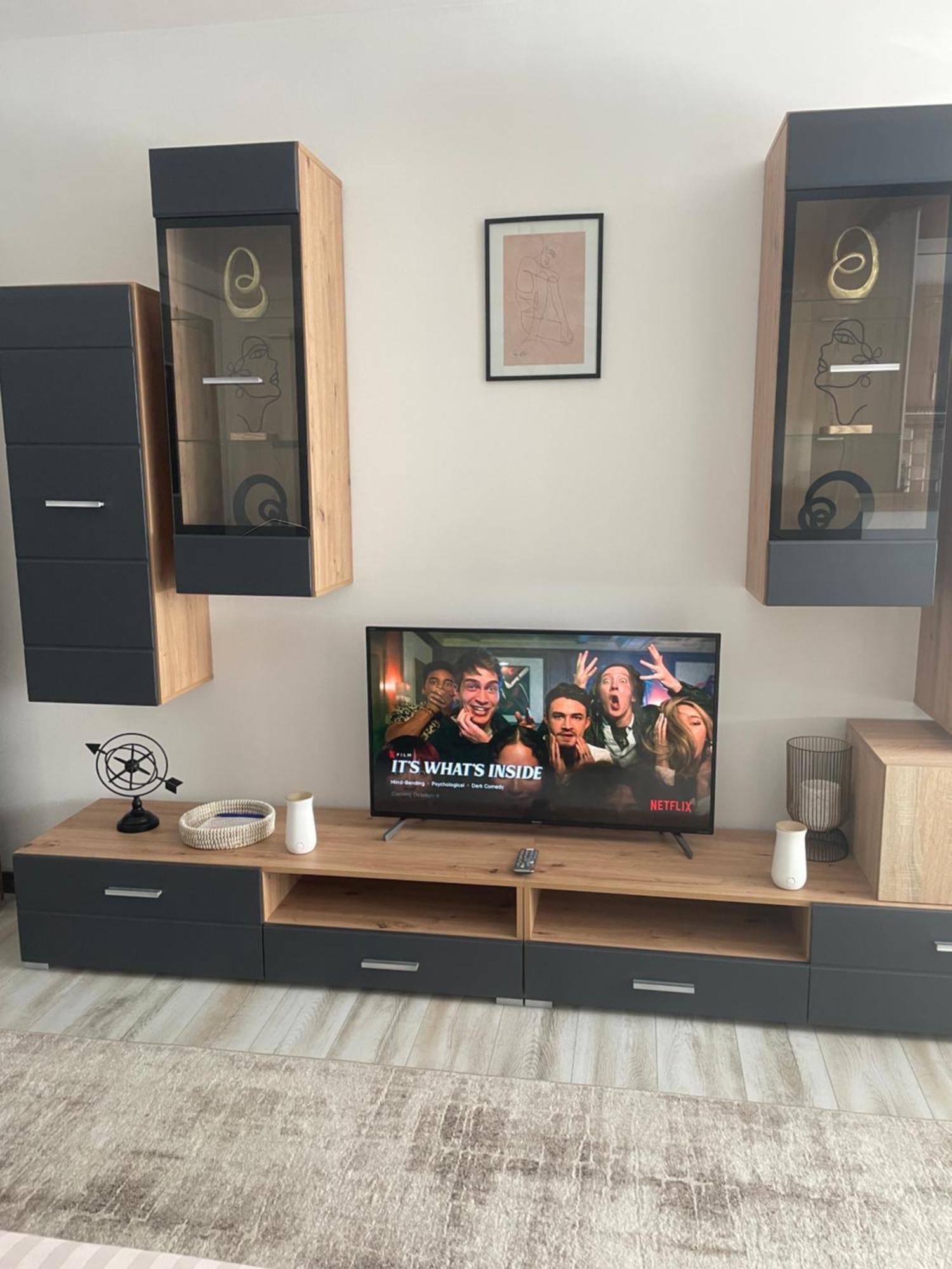 Central Studio Lcs Hunedoara Exterior foto